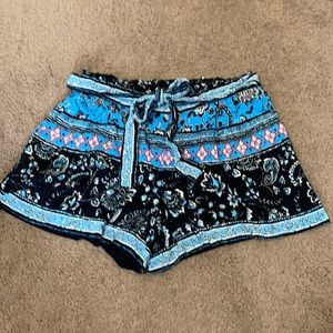 Loft shorts. Size S